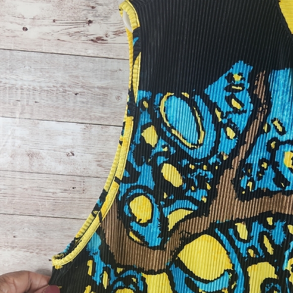 Jamie Sadock Vibrant Yellow and Blue Sleeveless Blouse - Picture 4 of 5